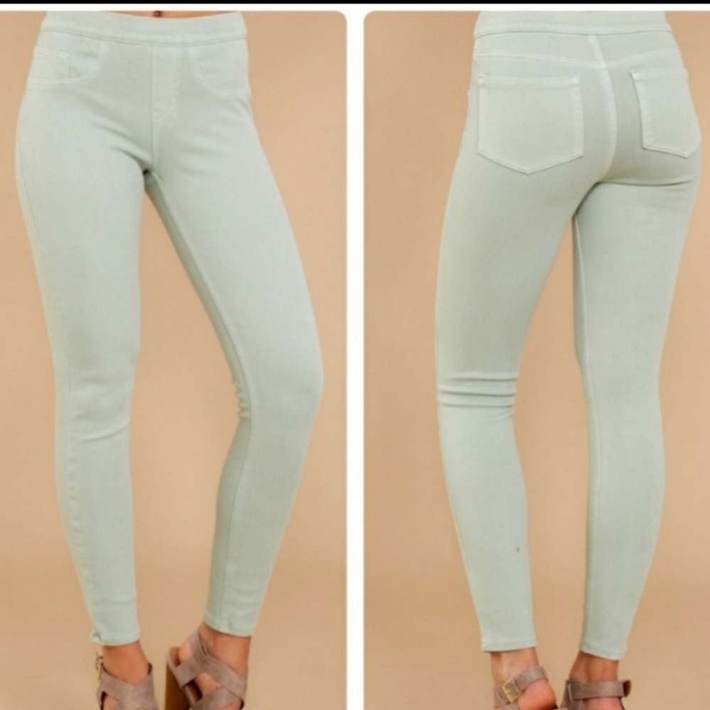 Spanx Mint Green‎ Pants Size Medium leggings skinny